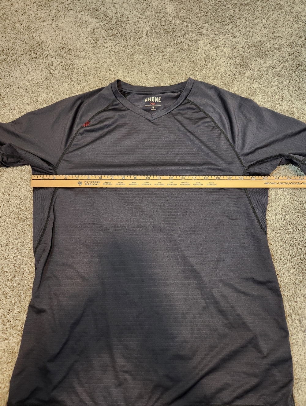 Rhone Sentry V Neck Short Sleeve Tee Size Medium - Picture 5 of 6